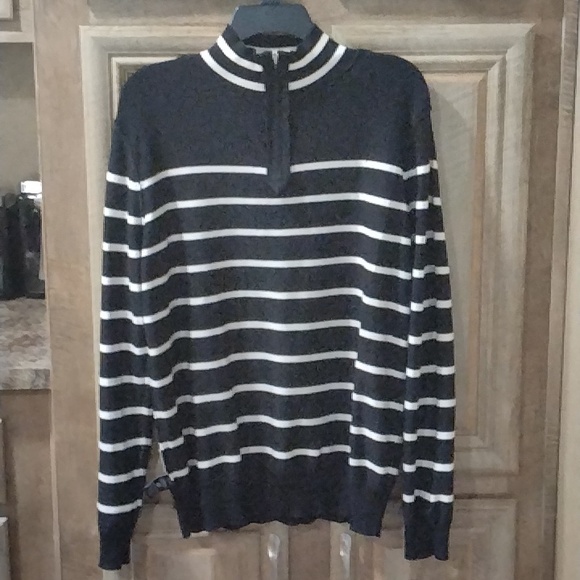 Very Nice New With Tags Long Sleeve Sweater (Women's Size Medium) - Picture 8 of 12